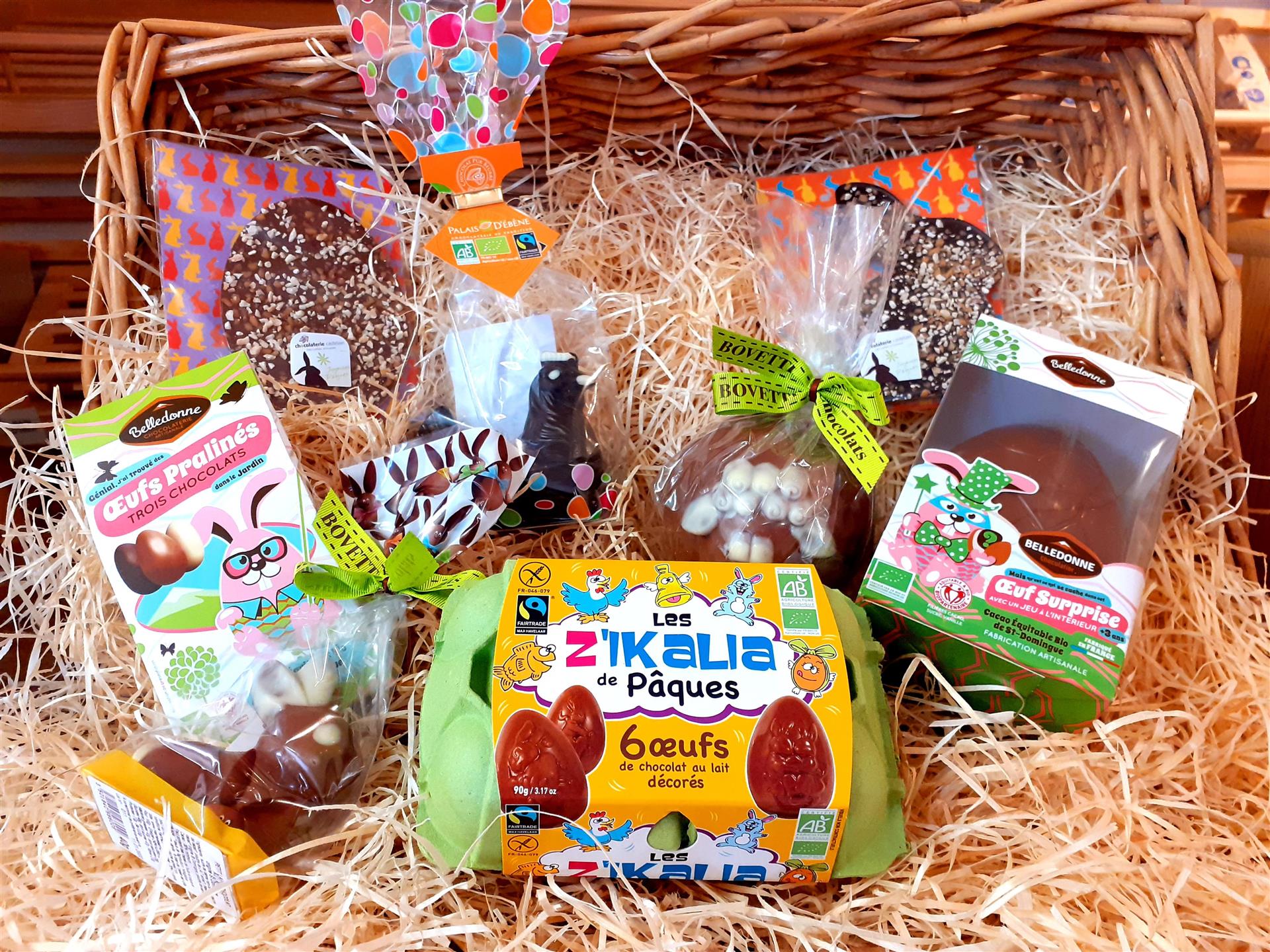 Les chocolats bio et équitables de Pâques sont arrivés en magasin ! Les chocolats bio et équitables de Pâques sont arrivés en magasin !